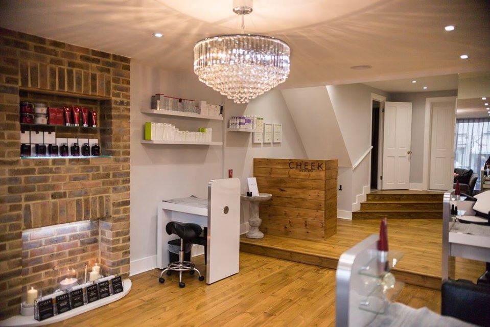 Cheek Mediaspa in Kings Langley Hertfordshire