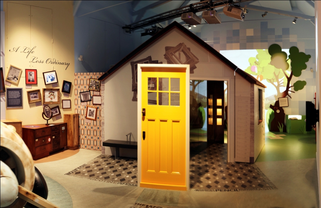 The Writing Hut in Solo Gallery
