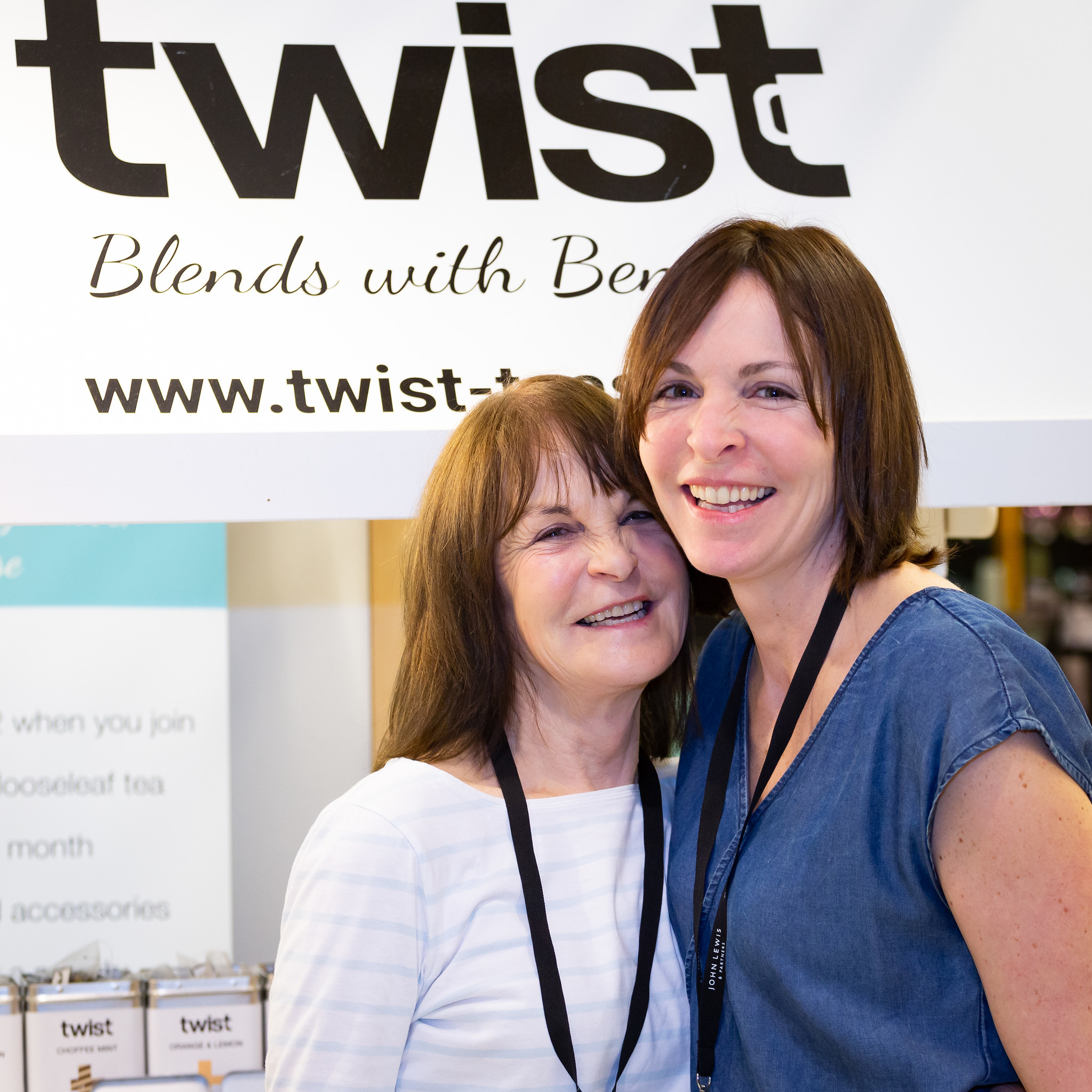 Bow down to royal-tea - Harpenden based Twist Teas