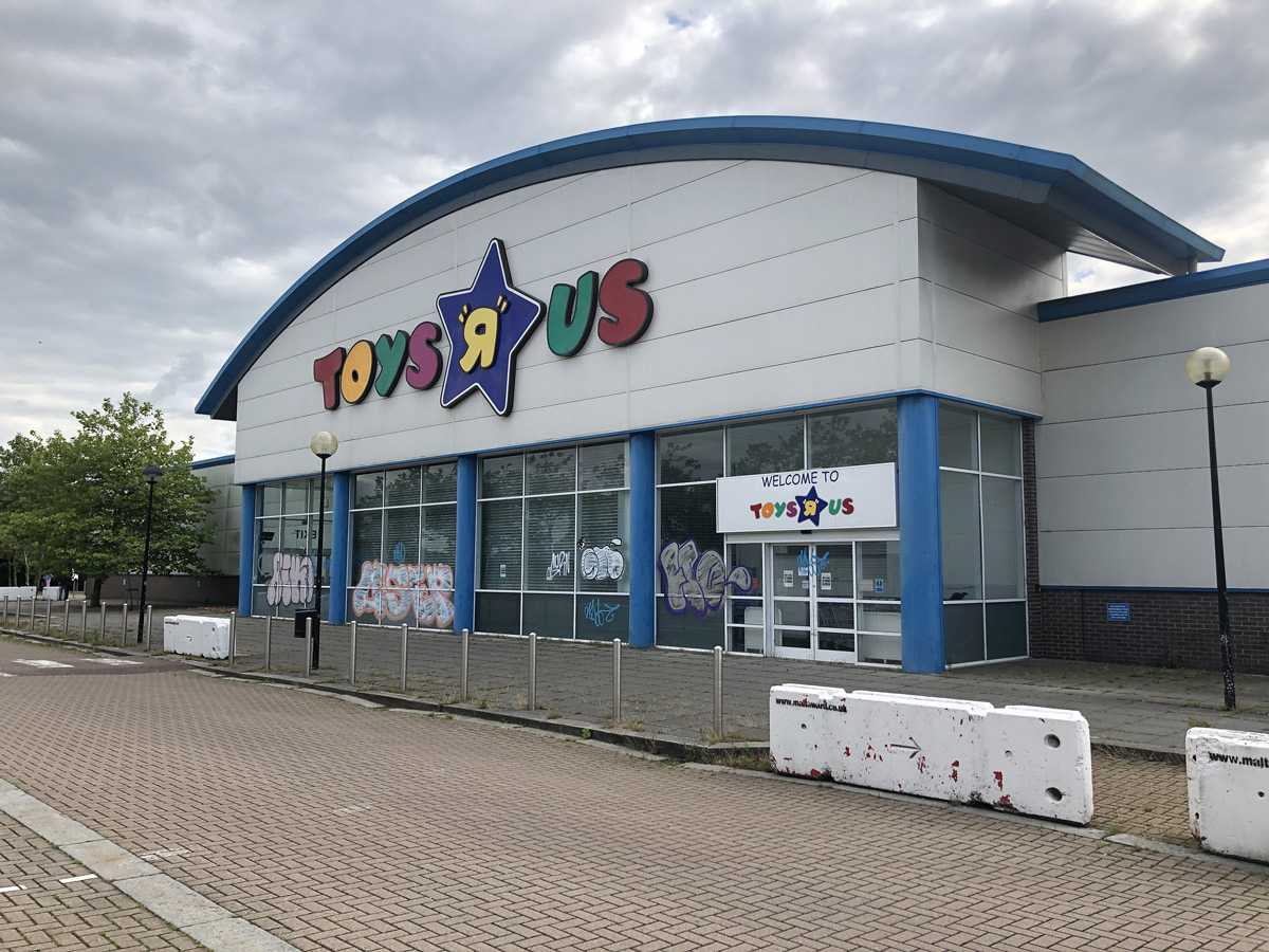 Milton Keynes Toys R Us set to reopen 